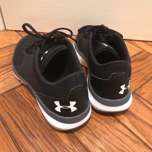 Women’s Under Armour Shoes Size 7.5
